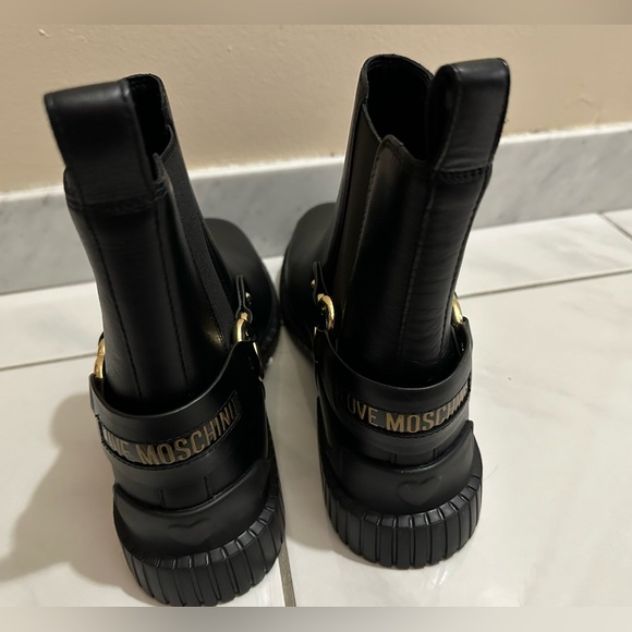 Love Moschino boots (NEW) - Picture 2 of 8